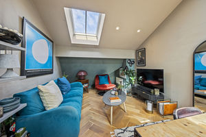 Living Area- click for photo gallery